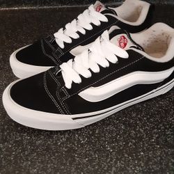 Vans Mens 11 Like new 