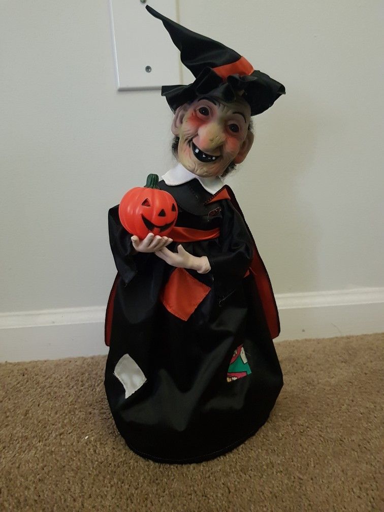 Halloween Action Figures Witch 