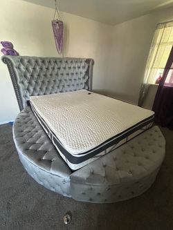 Platform Upholstered Queen Size Storage Bed