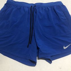 Mens Nike Dri-Fit Shorts NWOT  Size L 