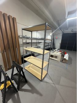 Storage shelf