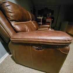 Recliner Sofa With Usb Charging On Each Side