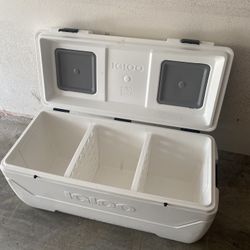 Igloo 165 Quart Cooler