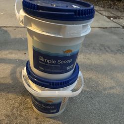 Simple scoop makes pool care easy. 10 pounds compatible with salt systems chlorine and ozone systems. One bucket is sealed the other one is half used.