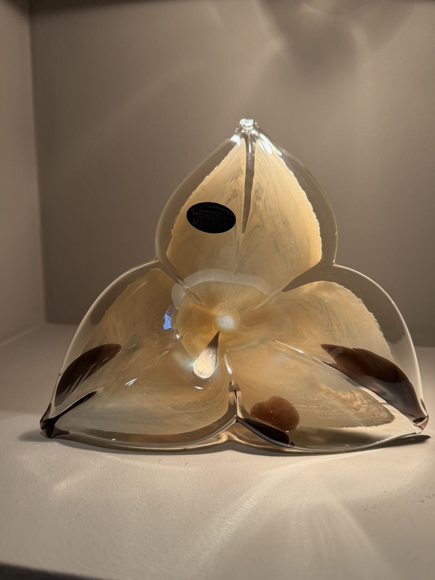 Murano 8” Hand Blown 3 Petal Curled Stem Flower 