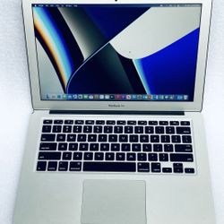 Apple MacBook Air 13” 2015 A1466 4GB 121GB Flash Core i5 1.6GHz