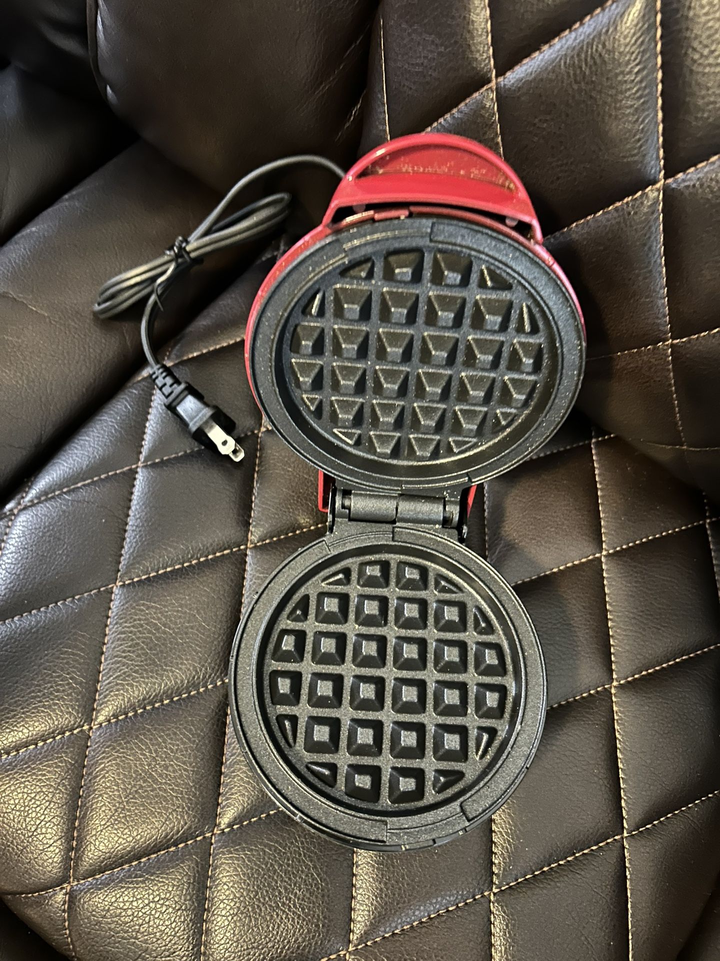 Dash Mini Waffle Maker