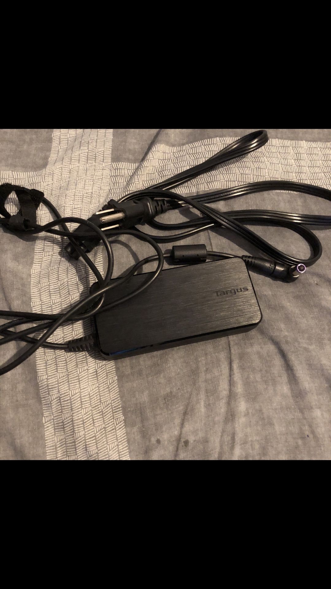 Targus Universal Power Adapter For Laptops