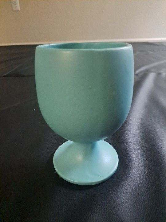 McCoy Vintage Pottery Silhouette Line Goblet Vase Dark Green Matte Glaze