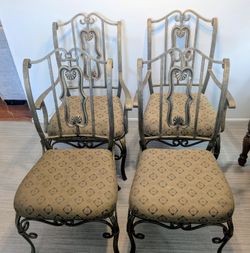 Beautiful set of 4 antique gold color wrought iron kitchen dining room chairs with cushion fabric seats, 2 of the chairs are armchairs