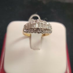 1.0 Ct Tw Diamond 💎 Anniversary Ring 💕