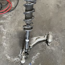 Infiniti Q50 Left Strut And Left Lower Control Arm