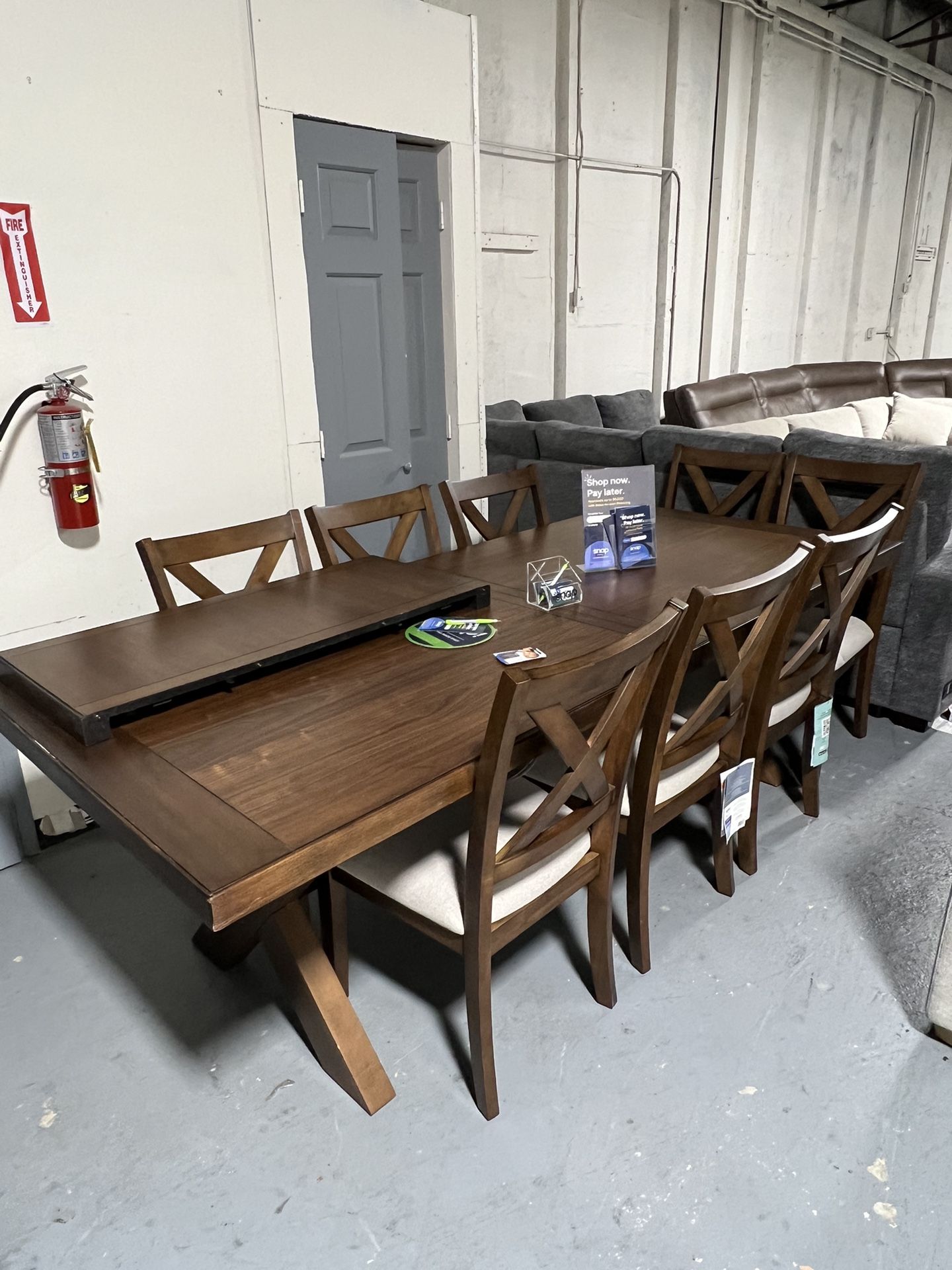 DINING TABLE SET