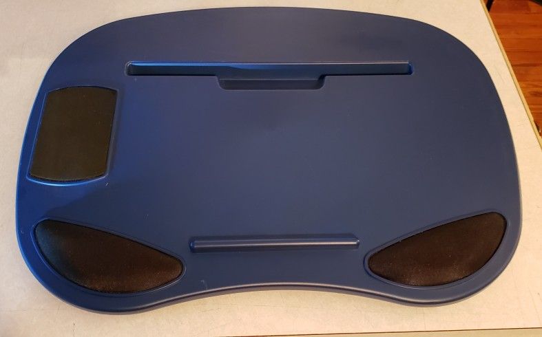 Portable Pillow Desk..