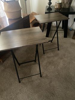 2 Side Tables