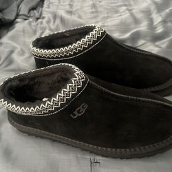 Ugg Size M11 W12 $70obo