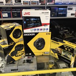Jvc Double Din Stereo And Kicker Sound Package 