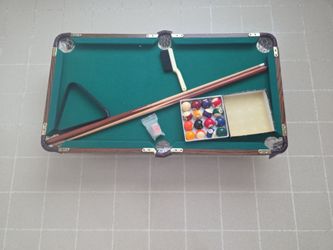Pool table