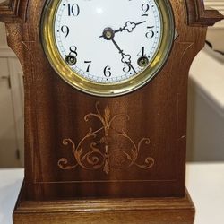 Antique Mantal Clock