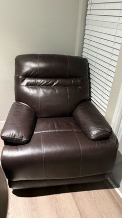 Brown Leather Swivel Rocker Recliner – Mor Furniture