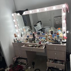 Pearls Light Pink Vanity 