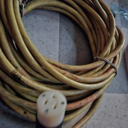 Elecriticty Cable cord. Metal armor plug Yellow 
