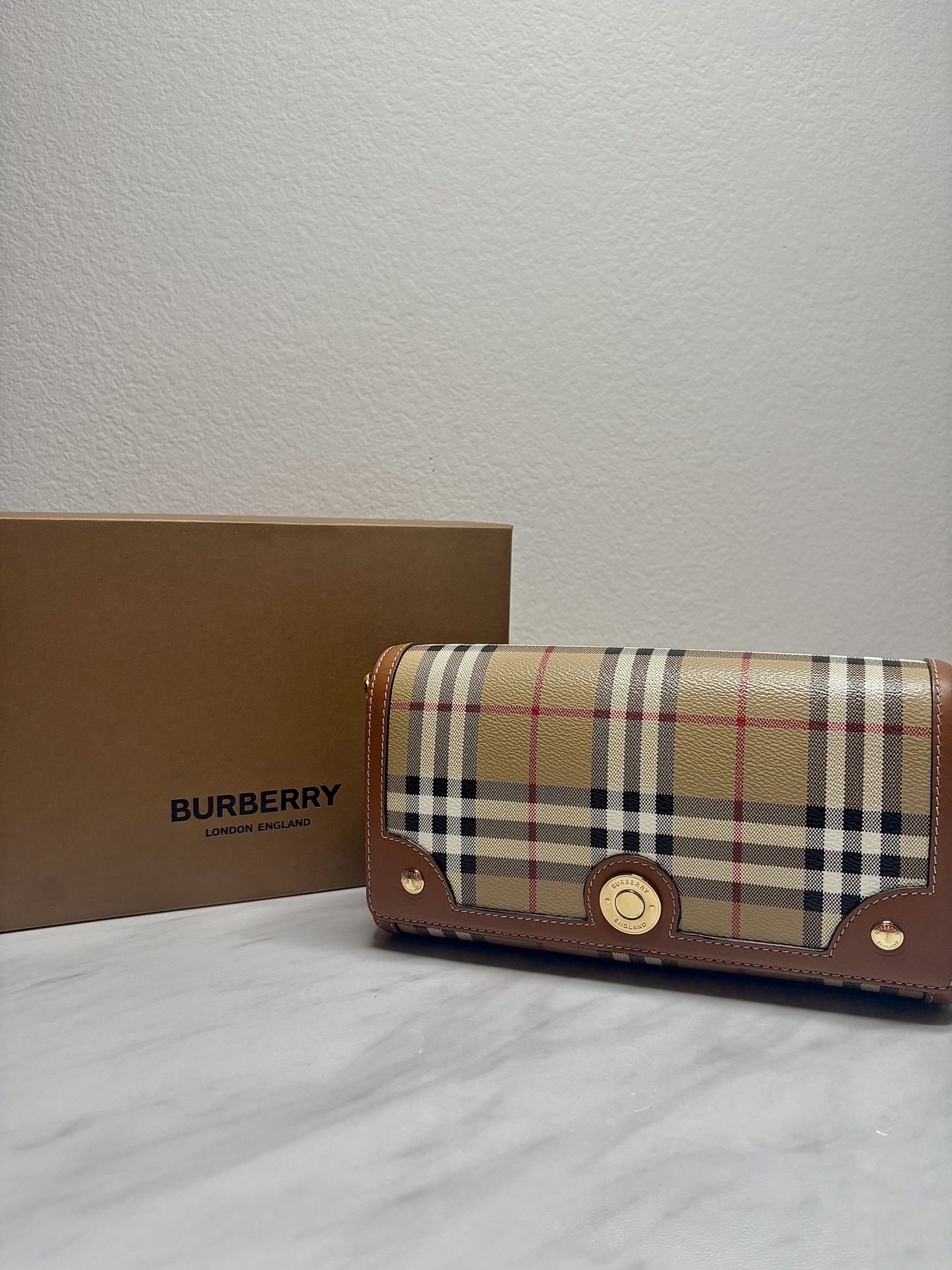 Burberry Note Bag
