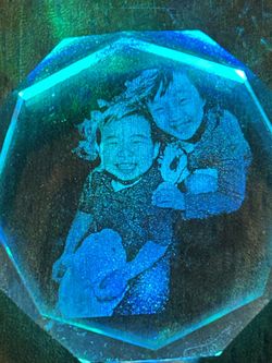 1 Inch Crystal Key Chain Led With Custom Picture Engraved On It