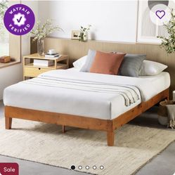 Amaryn Solid Wood Platform Bed (King)