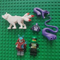 Lego Ninjago Minifigures Lot (4) 
