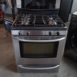 Stove Gas Brand Kenmore 4 Burner Everything Is And Good Working Condition 3 Months Warranty Delivery And Install 