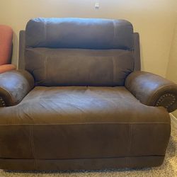 Brown Swade Leather Sofa With Matching Over Size Chair,  Both Reclining 
