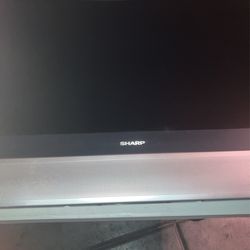 Tv Sharp With Remote