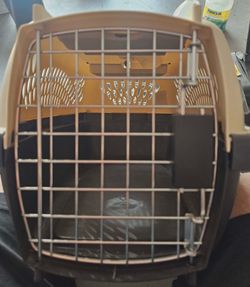 Cat carrier 18 x 10 inch