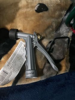 Anvil Metal Garden Hose Nozzle