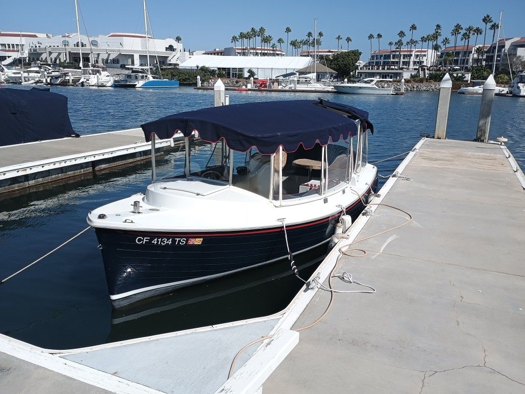 2014 Duffy Cuddy cabin