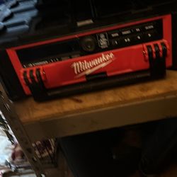 Milwaukee Pack Out Radio 