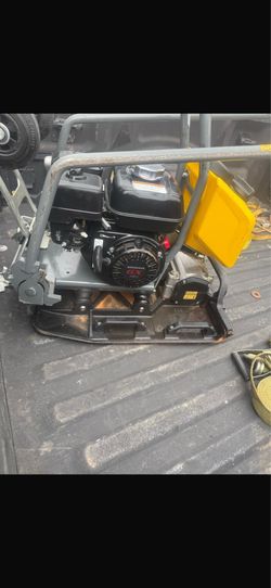 Neuson Wacker plate compactor Honda 20 inch  engine like new $1999 firm delivery available.