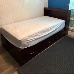 Twin bed with chest SET