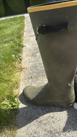 Rubber boots