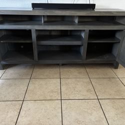 TV Console From Rooms to Go 