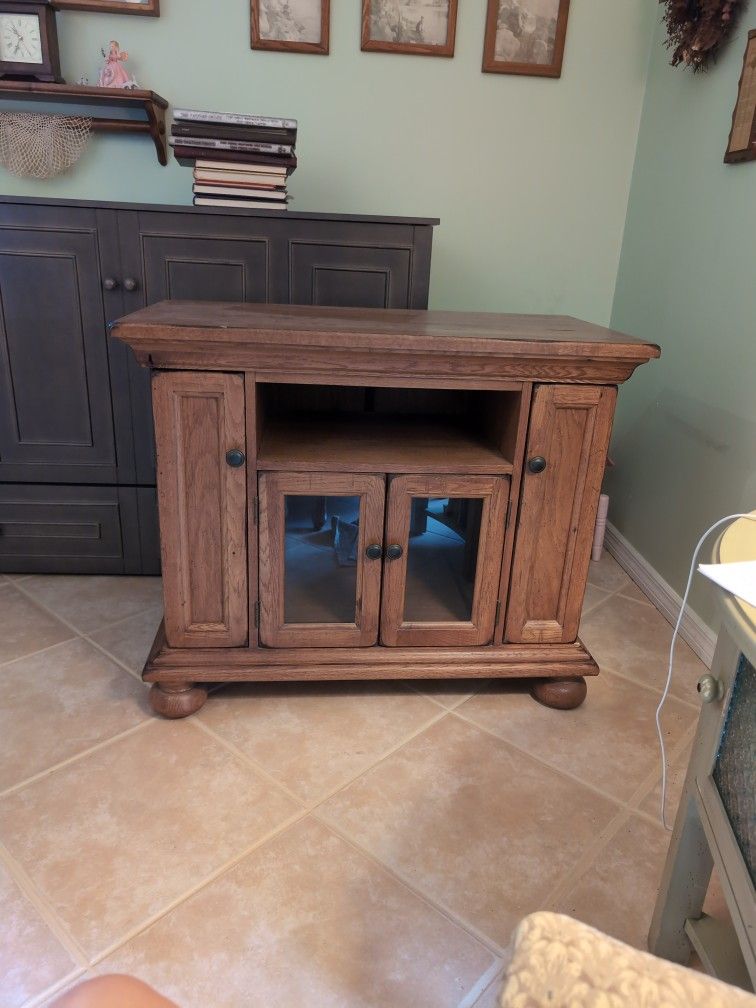 Broyhill Cabinet For TV Or Storage