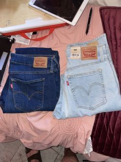 women’s levi’s