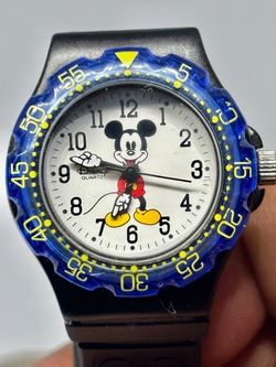 Disney Mickey Mouse Quartz Watch