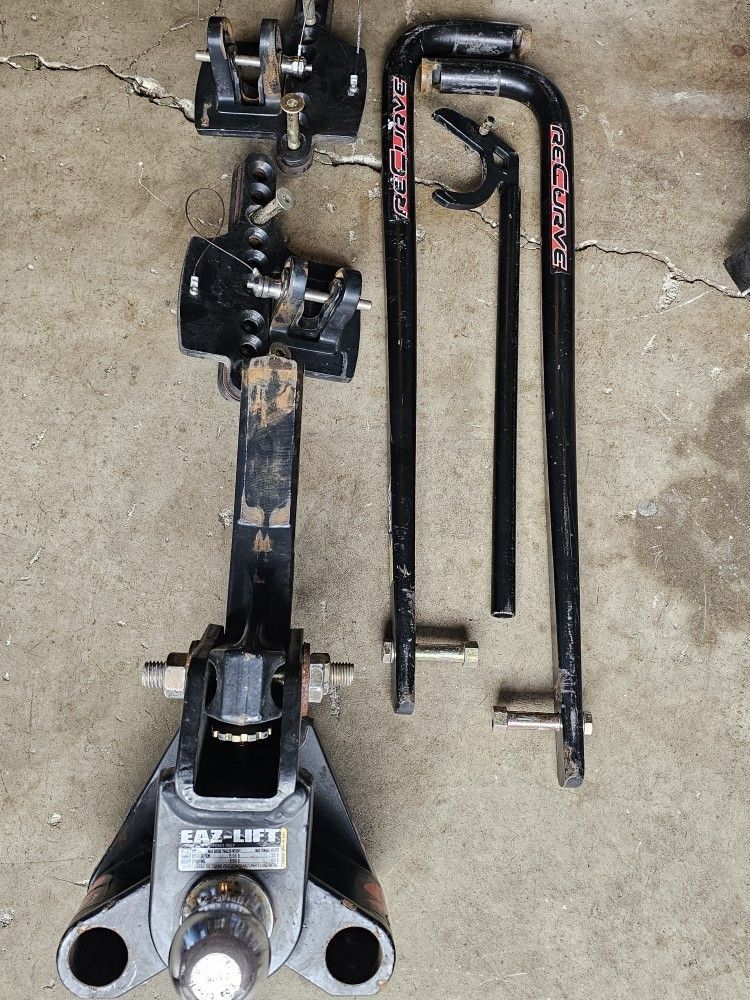Weight Distribution Hitches