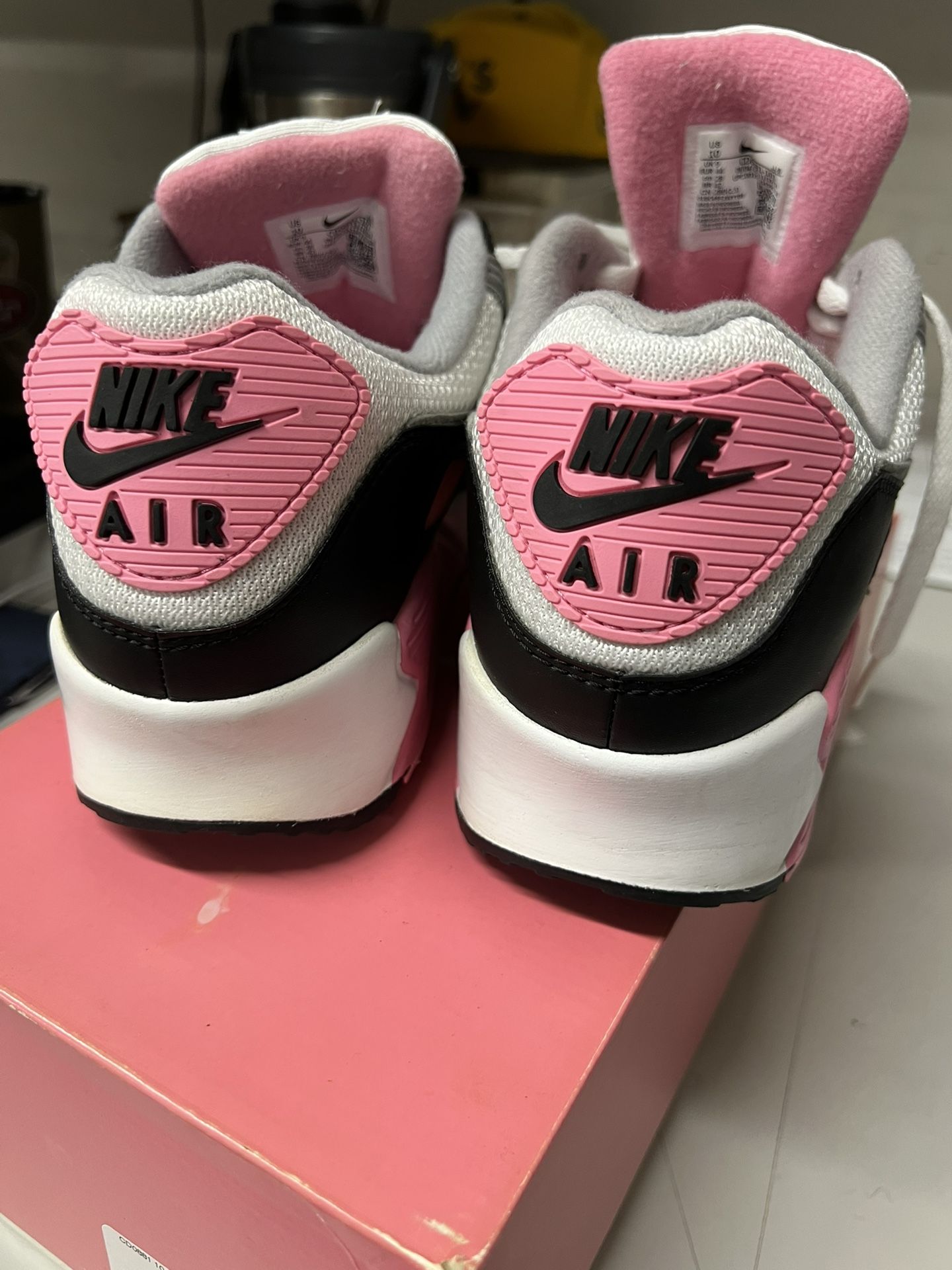Nike Air Max 90 Rose Pink Size 10