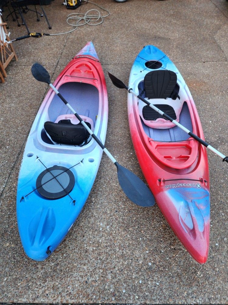 *** MATCHING SET OF KAYAKS ***