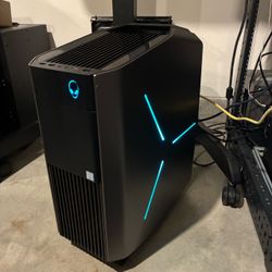 Alienware Aurora R7 Gaming Desktop Tower