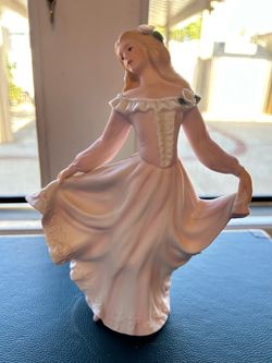 Porcelain Dancing Lady Figurine