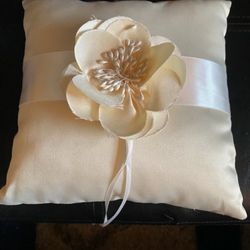 Ring Pillow 
